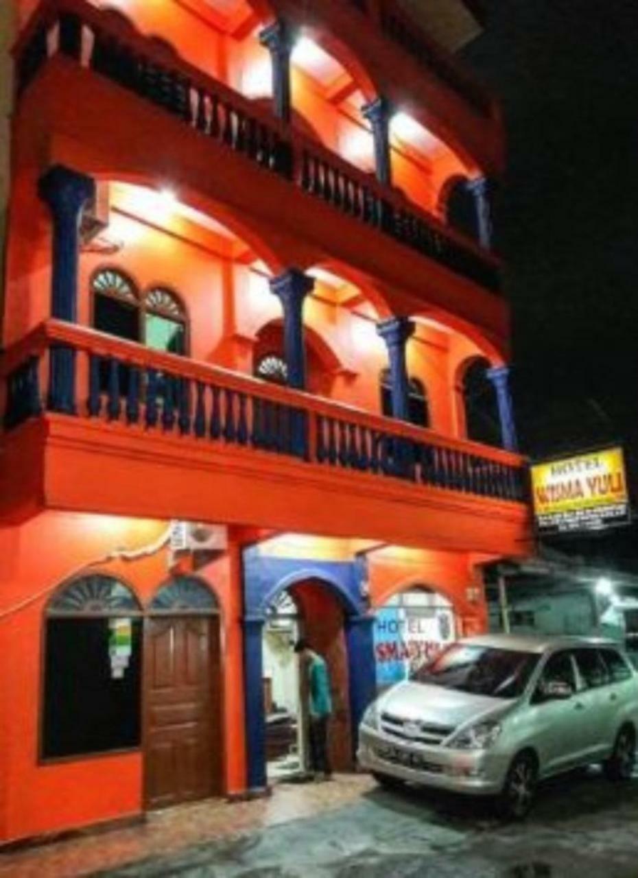 Wisma Yuli Syariah Medan Exterior photo