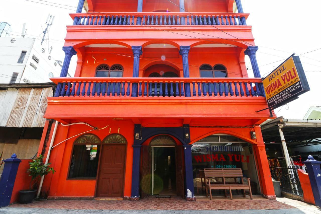 Wisma Yuli Syariah Medan Exterior photo